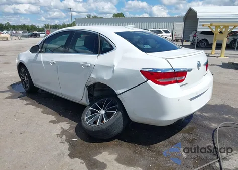 2016 Buick Verano Sport Touring Group z USA, uszkodzony, nr VIN 1G4PW5SK8G4137226
